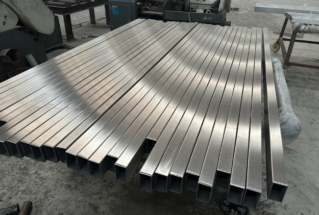 哈密不锈钢方管